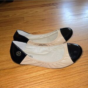 Michael Kors Ballet Flats Womans Size 7.5